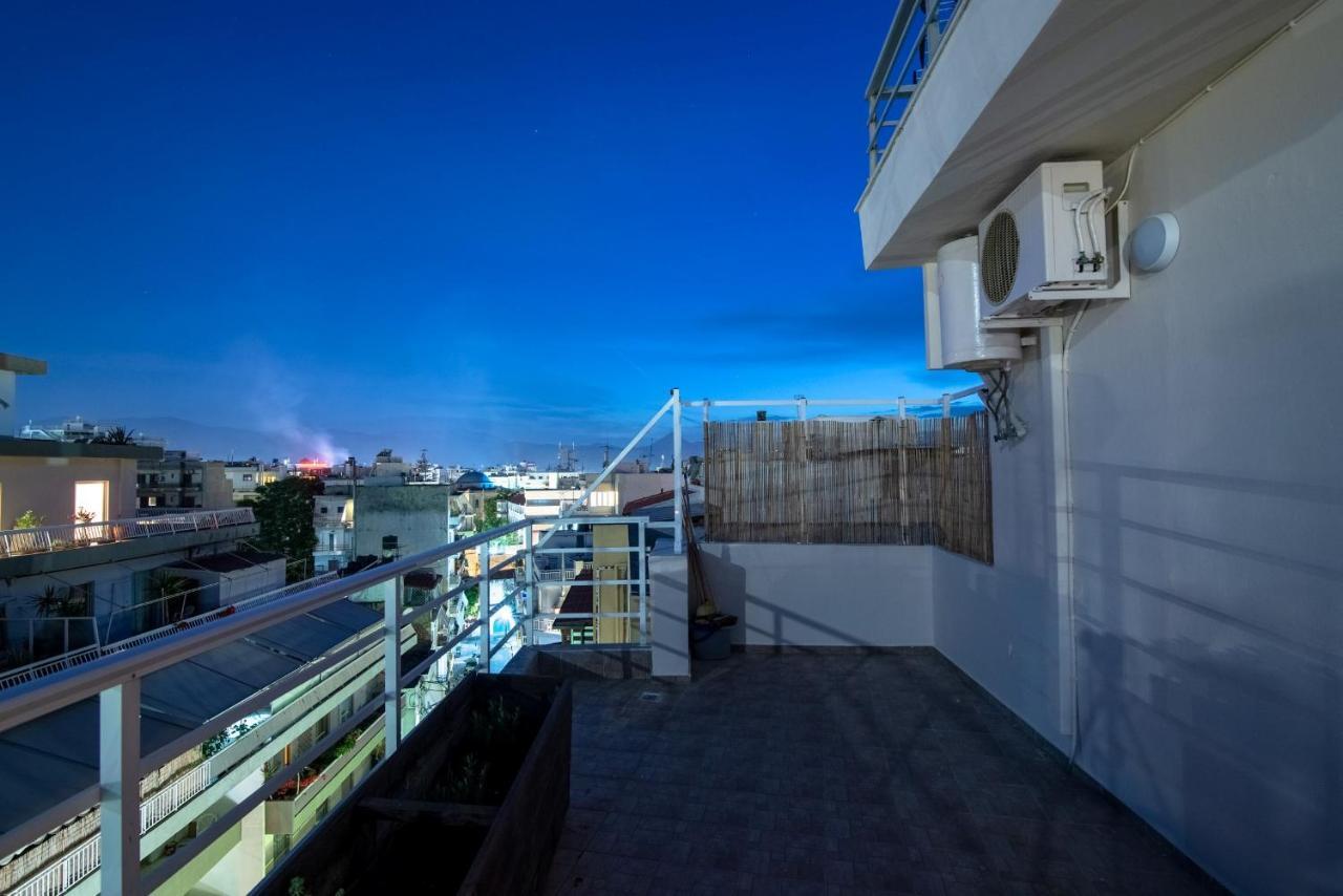 Penthouse Apartment In Downtown With Seaview イラクリオン エクステリア 写真
